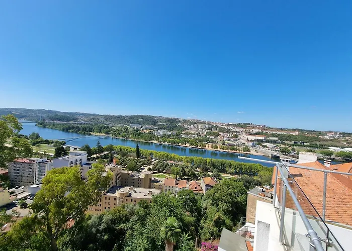 Feelcoimbra Mondego Views * コインブラ